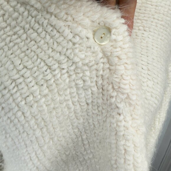 VTG Alpaca / Mohair Cropped Chunky Drop-Shoulder Pads Knit Ivory Cardigan M/L - Picture 6 of 7